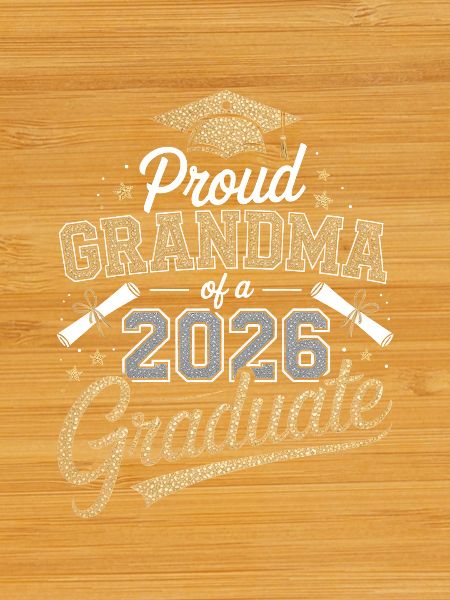 Fière grand-mère diplômée 2026