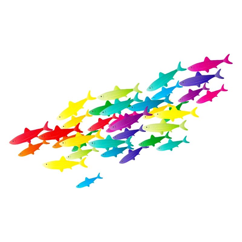 essaim de poisson coloré dans les couleurs vives