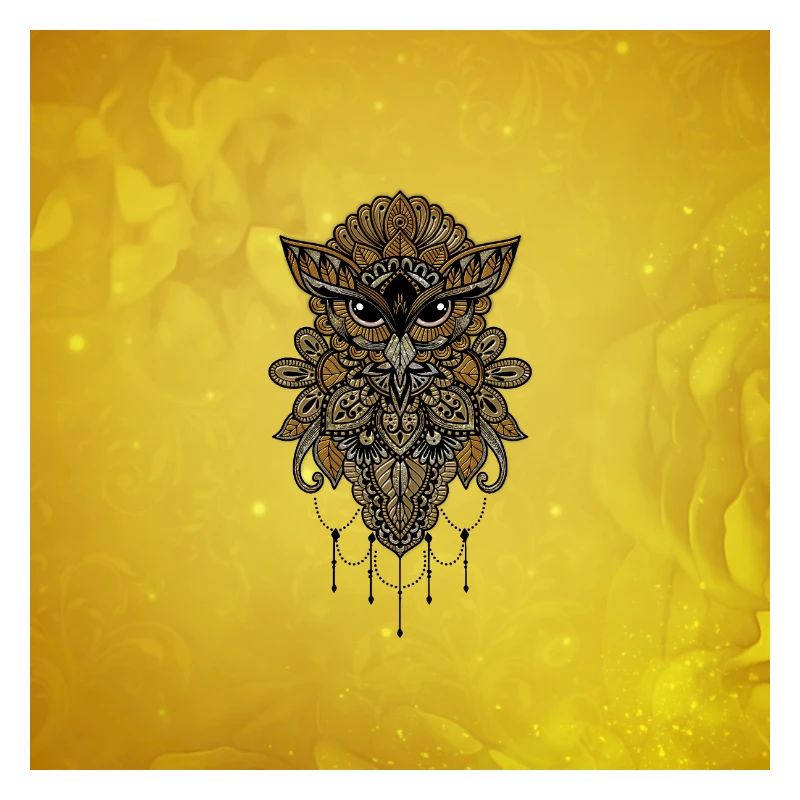 Elegante goldene Steampunk-Eule.