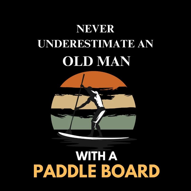 Alter Mann mit einem Paddleboard