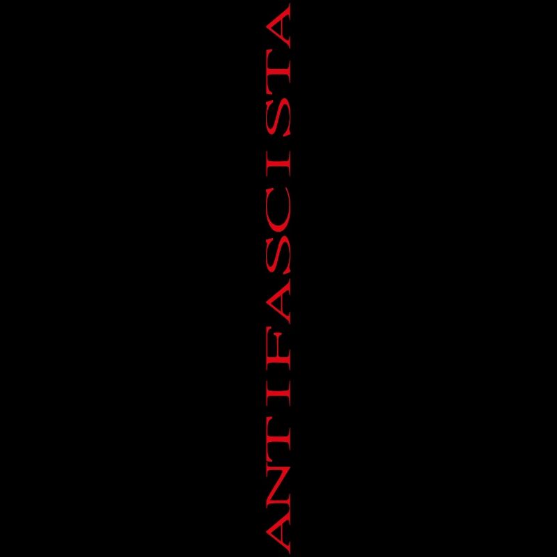 Lettrage antifasciste vertical (étiré)