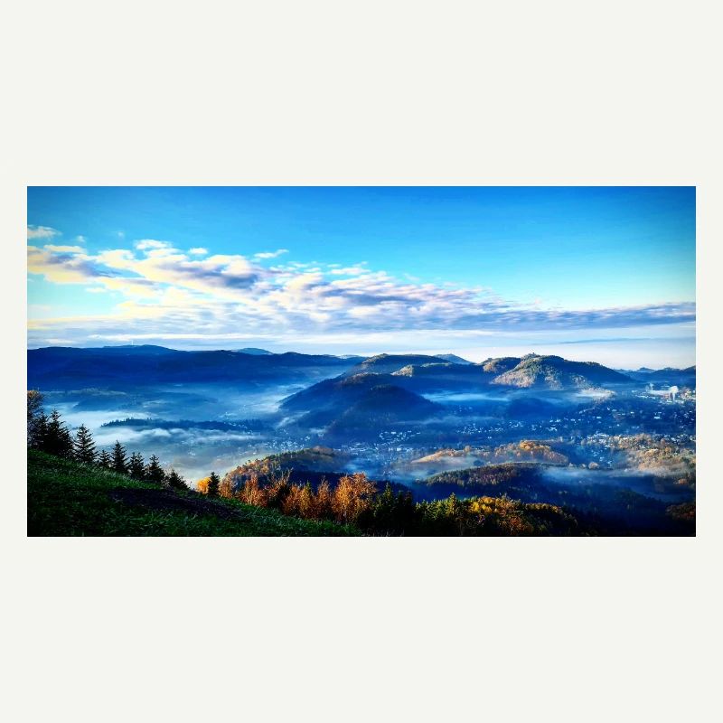 Morgennebel Berglandschaft