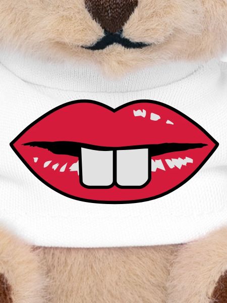 Buck teeth and red lips