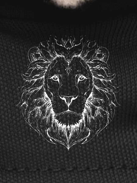 Lion Crest Monochrome