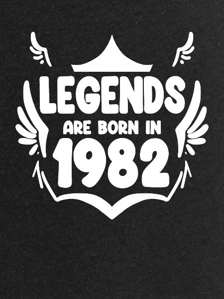 1982 - Né en 1982