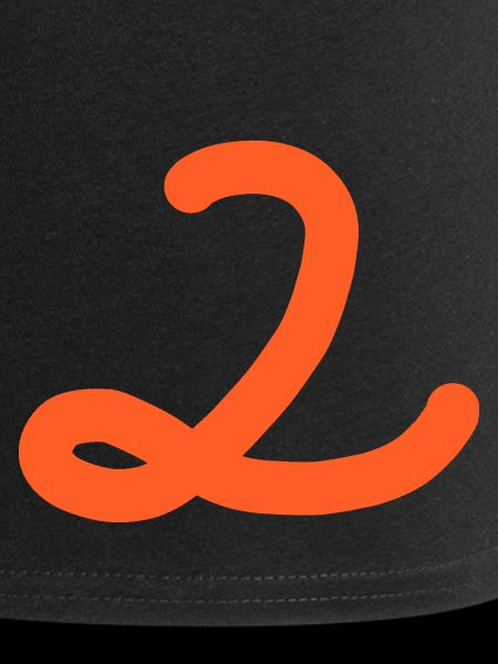 2 Numéro deux