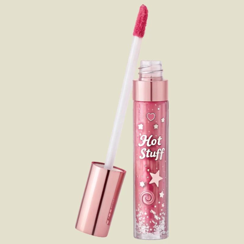 Lip gloss with glitter effect