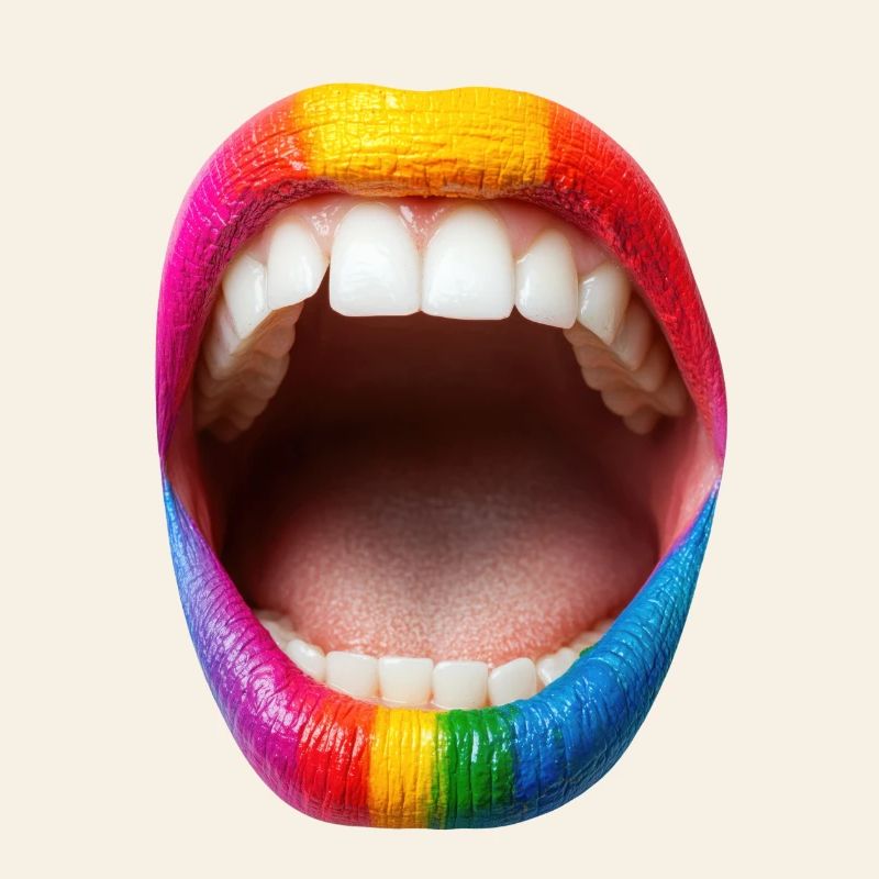 Bouche avec rouge à lèvres arc-en-ciel