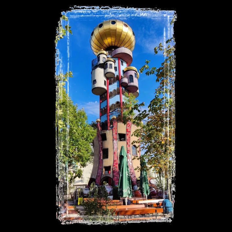 Hundertwasserturm beim Kuchlbauer