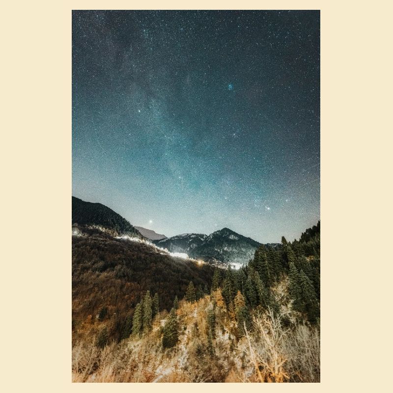 Die Milchstraße oberhalb der Agrafa-Berge