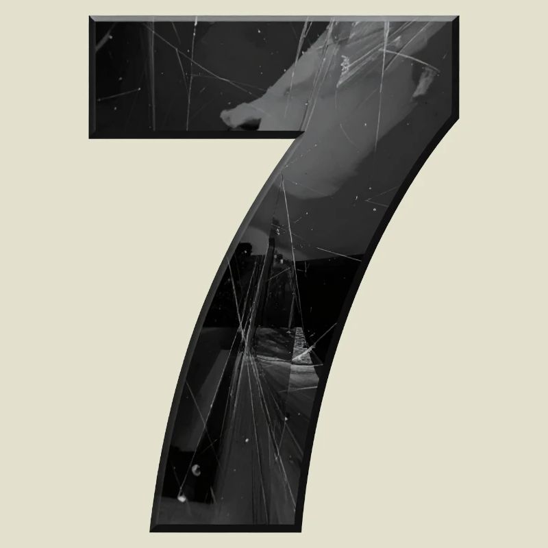 Schwarzgrau Sieben mit Splittern