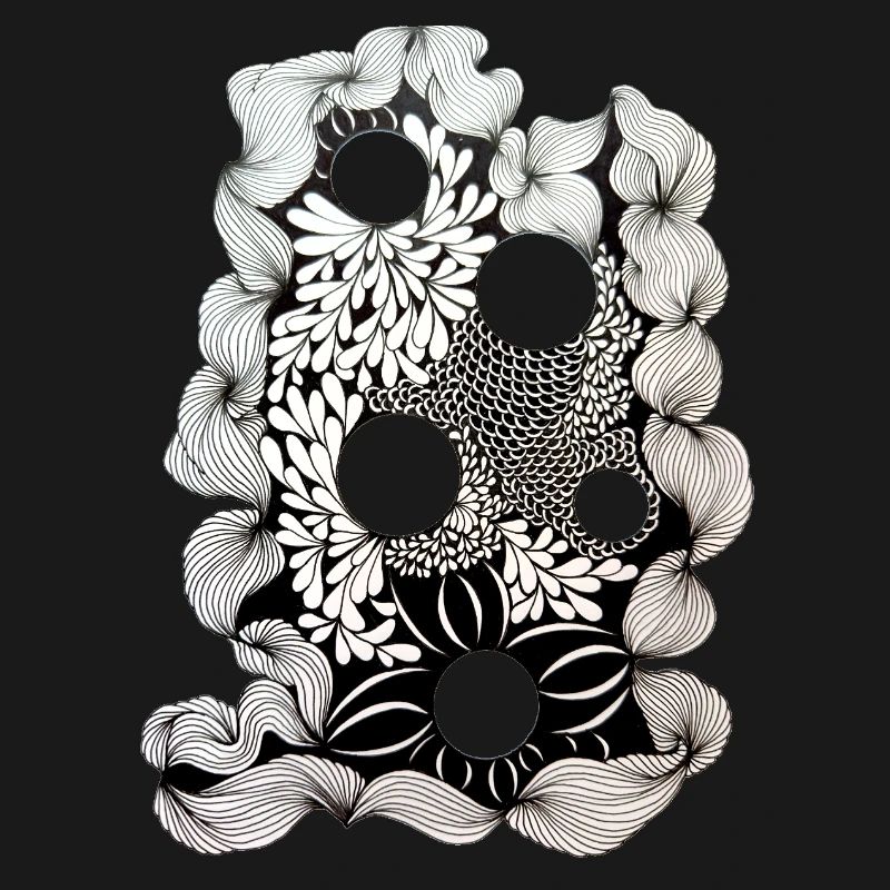 Black Flower Ring Pattern