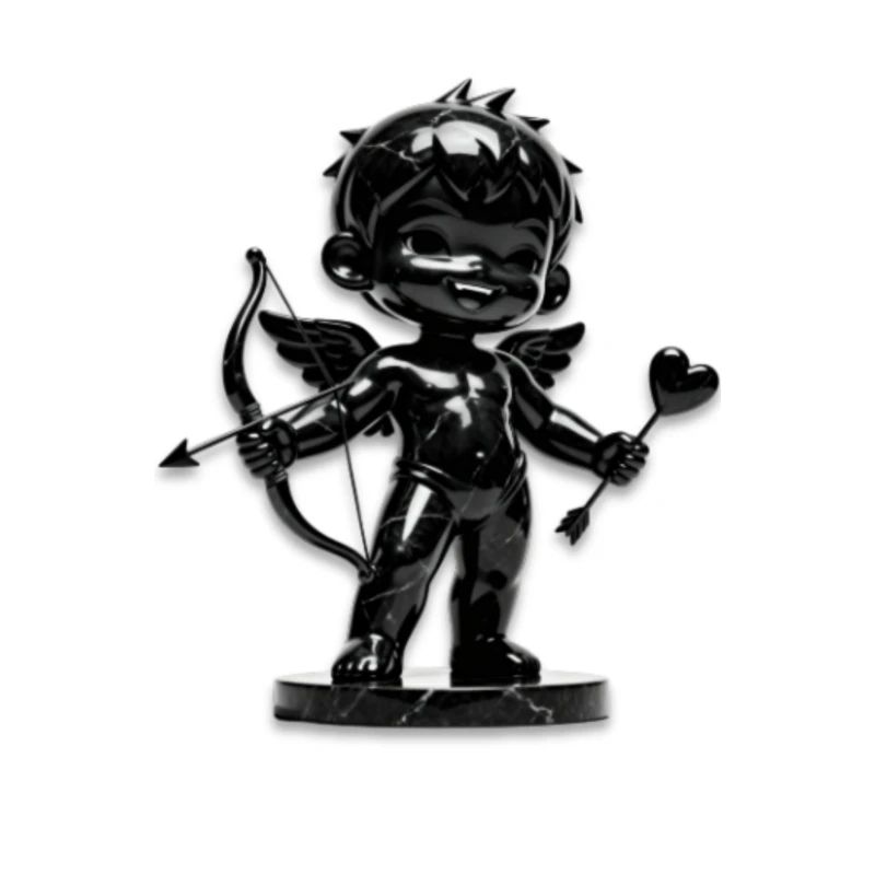 Schwarzer Amor mit Bogen