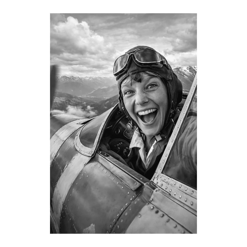 Amelia Earhart Selfie