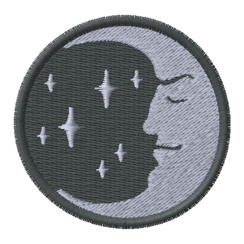 Lune brodée
