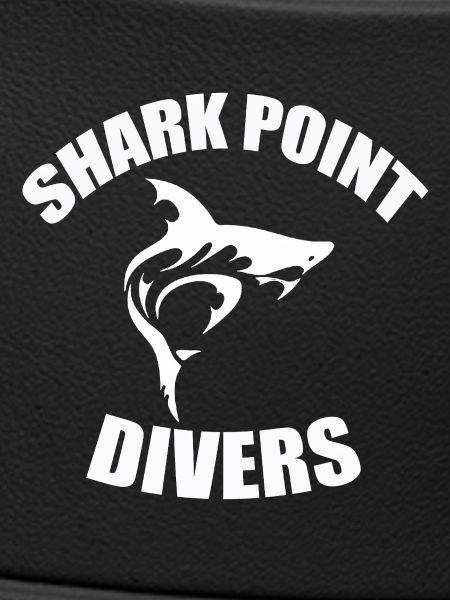 SHARK POINT DIVERS