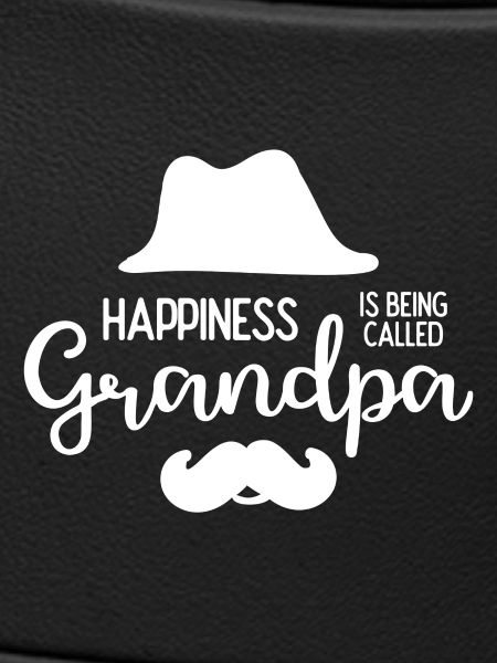 Happines wird Opa genannt