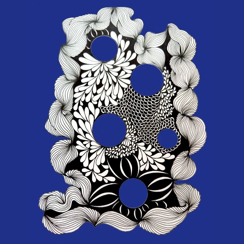 Black Flower Ring Pattern