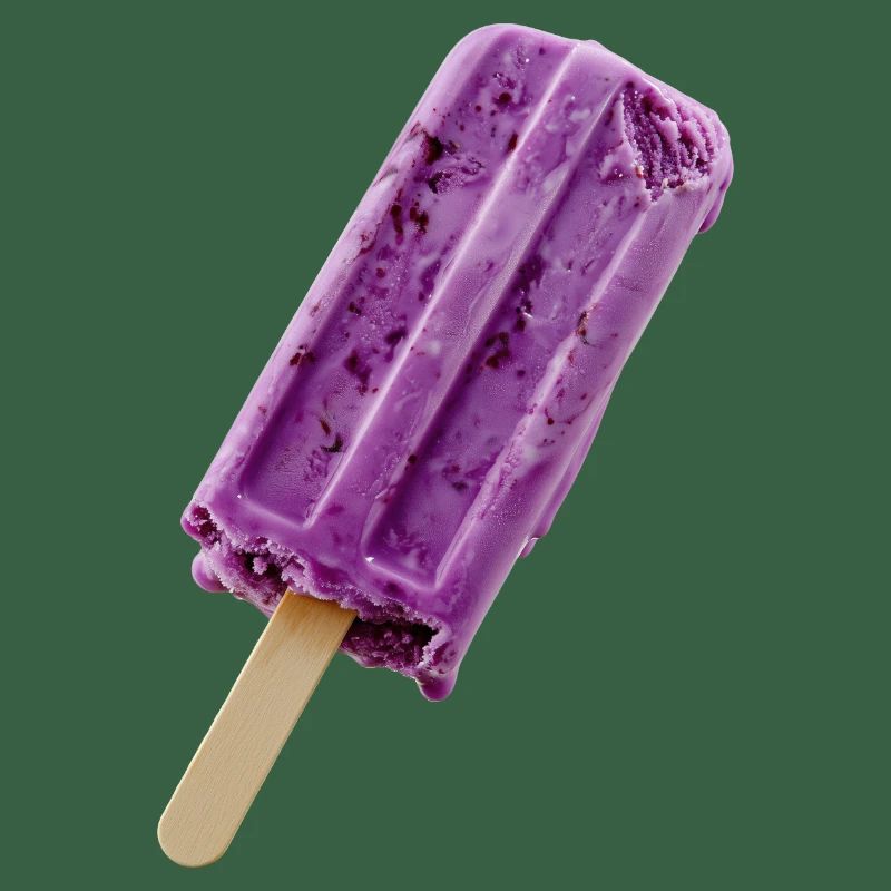 Glace violette sur un bâtonnet