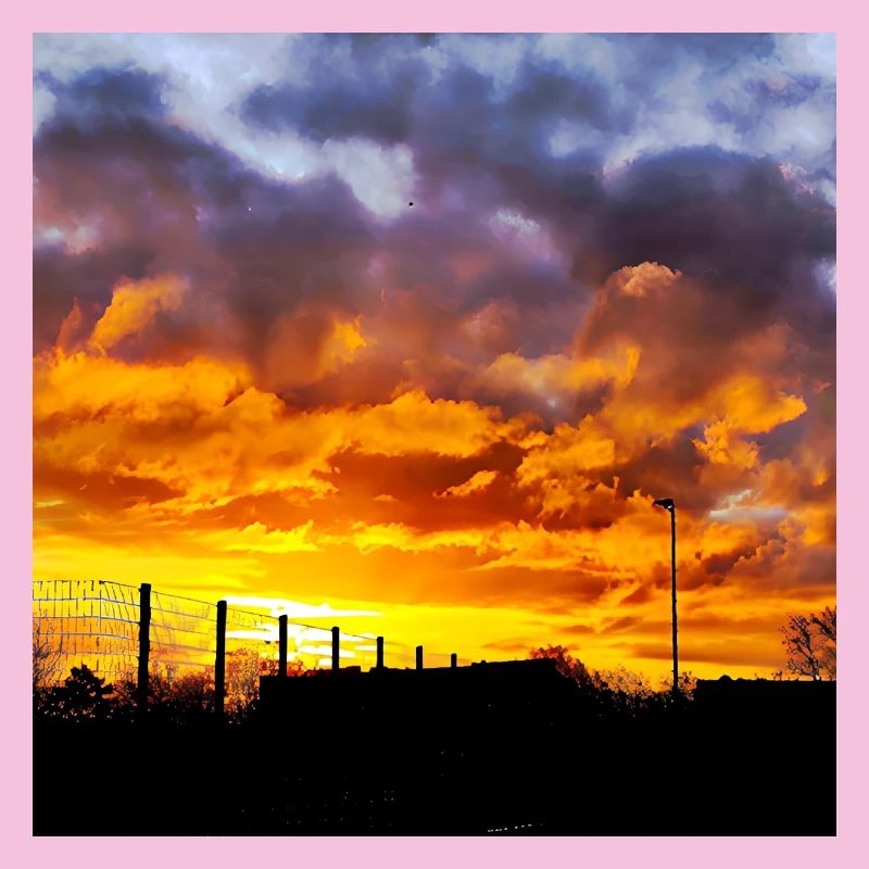 Coucher de soleil – Couleurs de feu dans le ciel du soir