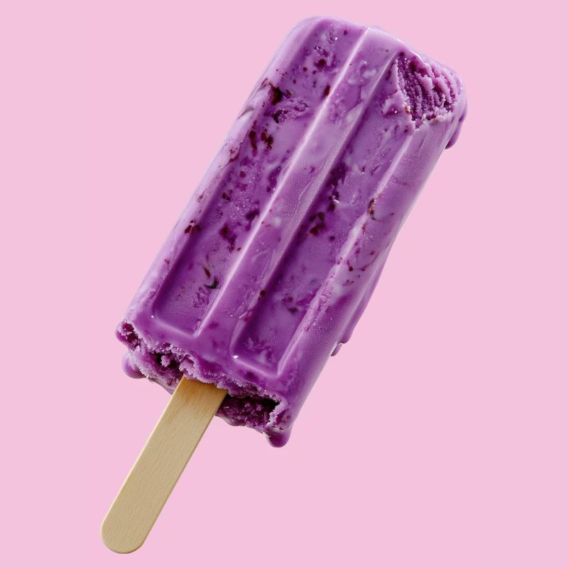 Lila Eis am Stil