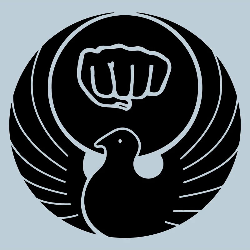 Wado pigeon avec poing de karaté