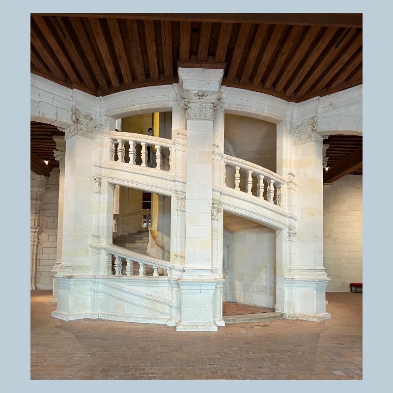 Escalier à double révolution