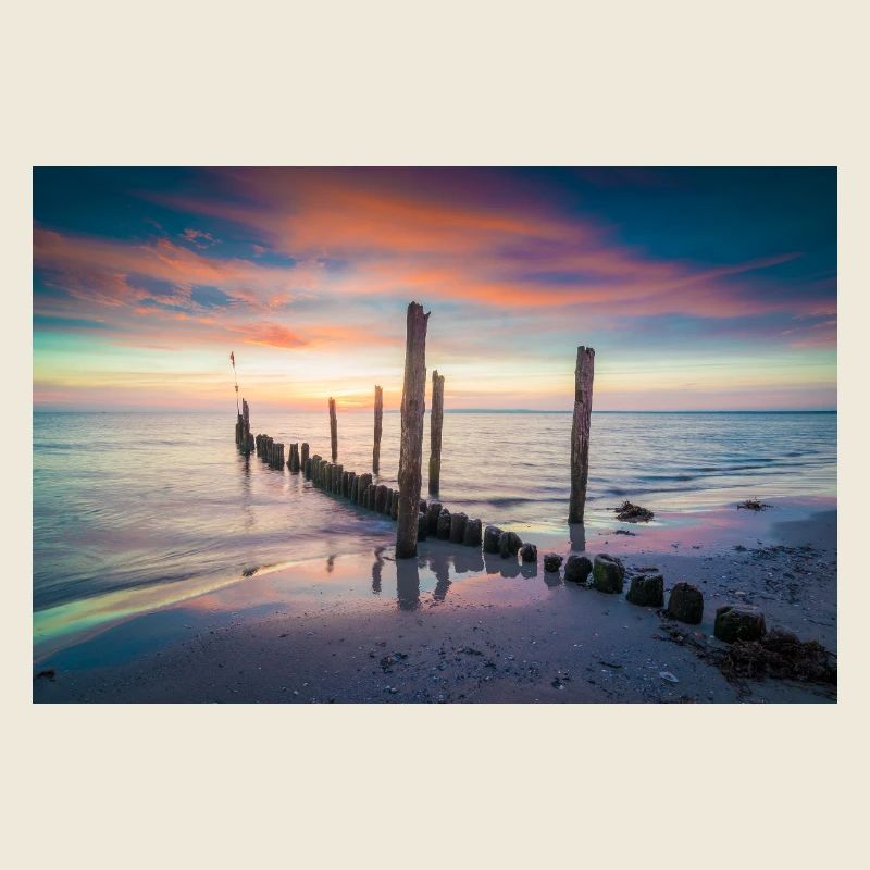 Lever de soleil sur la plage de la mer Baltique