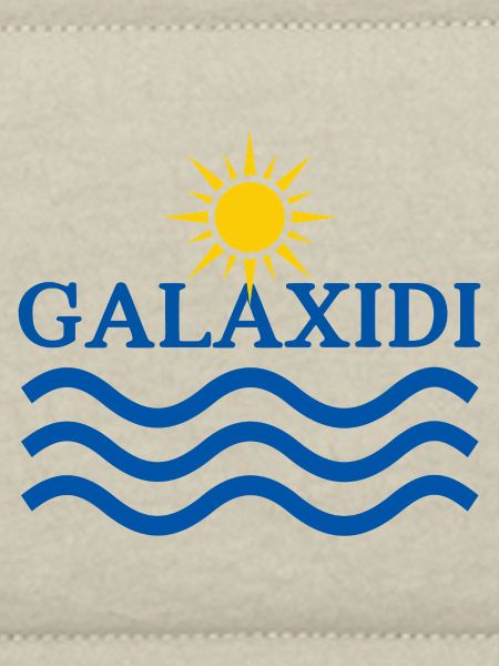 Galaxidi-Sonne und Wellen