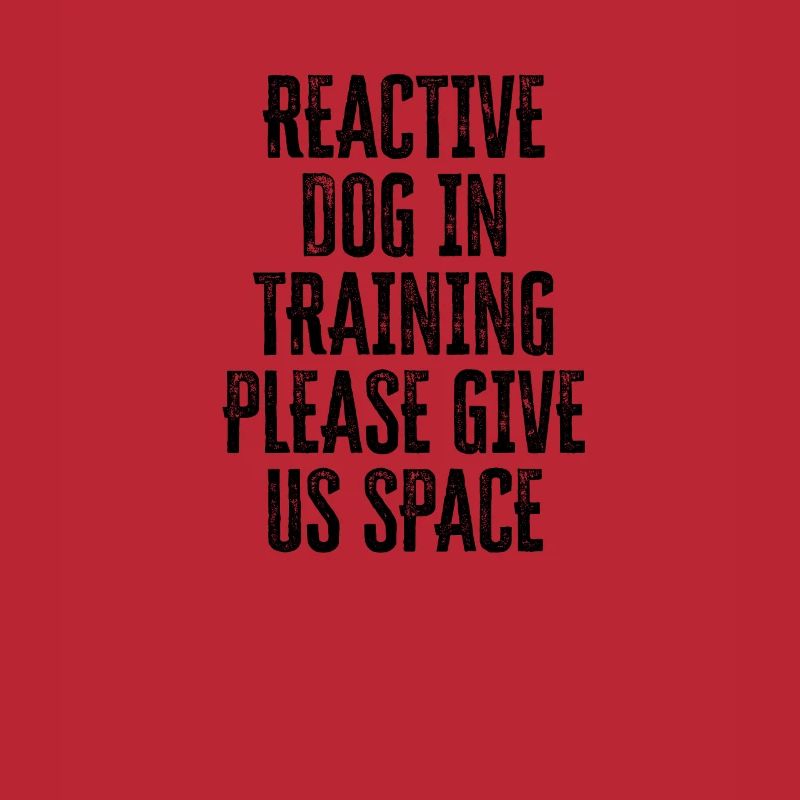 Chien réactif en formation S’il vous plaît donnez-nous de l’espace -