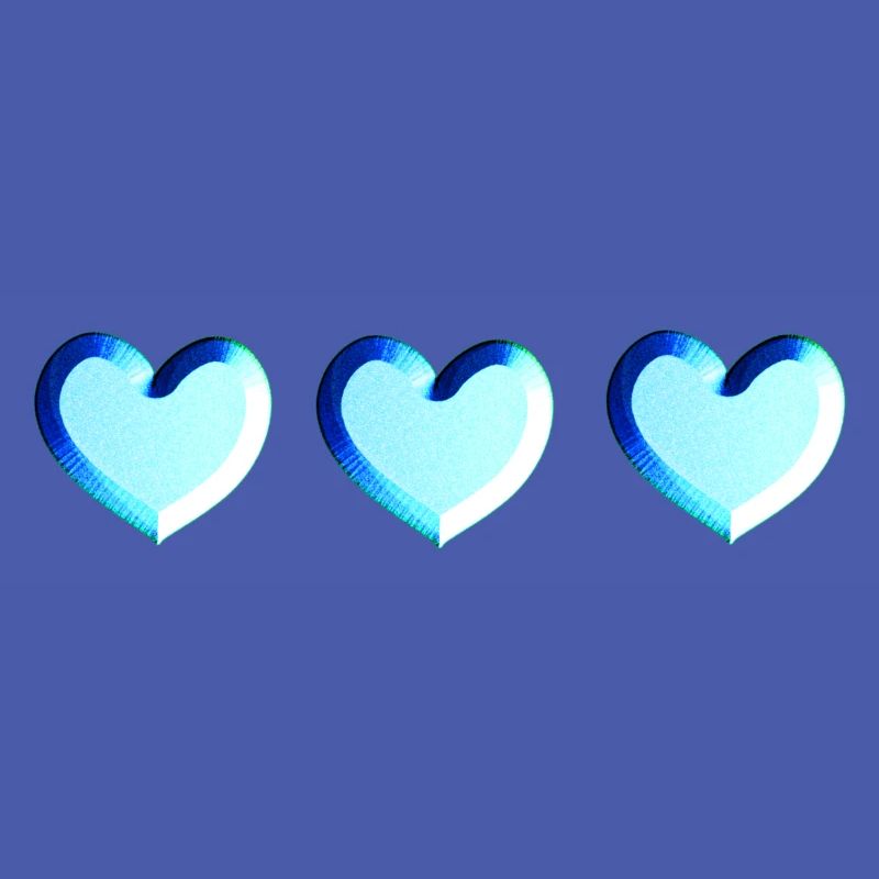 three hearts blue glitter