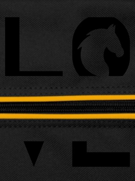HORSE LOVE