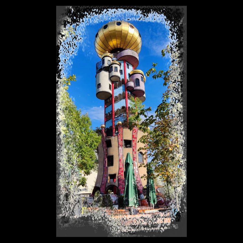 Hundertwasserturm beim Kuchlbauer