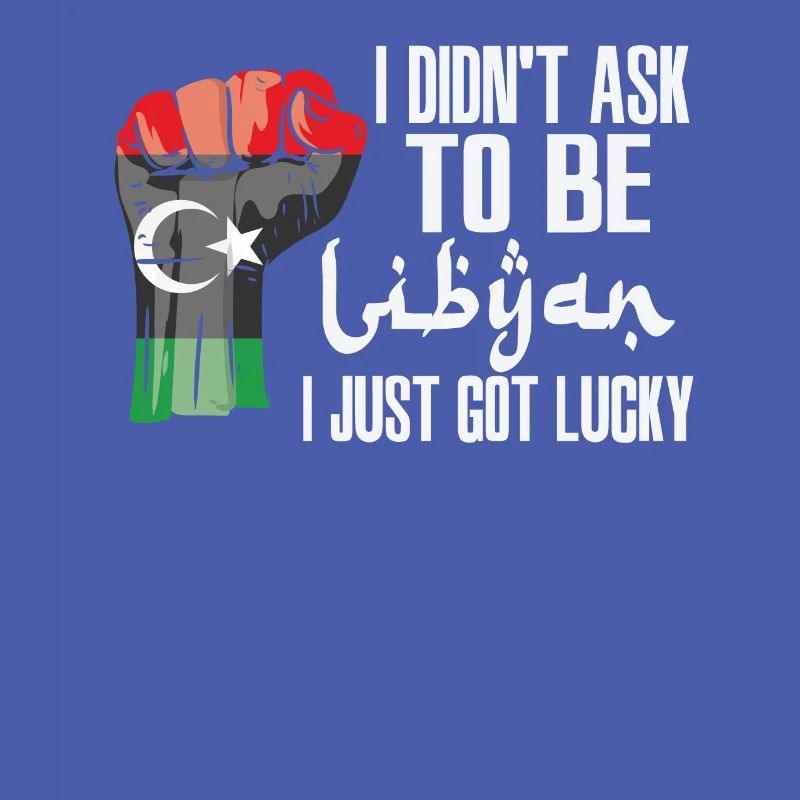 Fierté libyenne Le drapeau libyen grandit