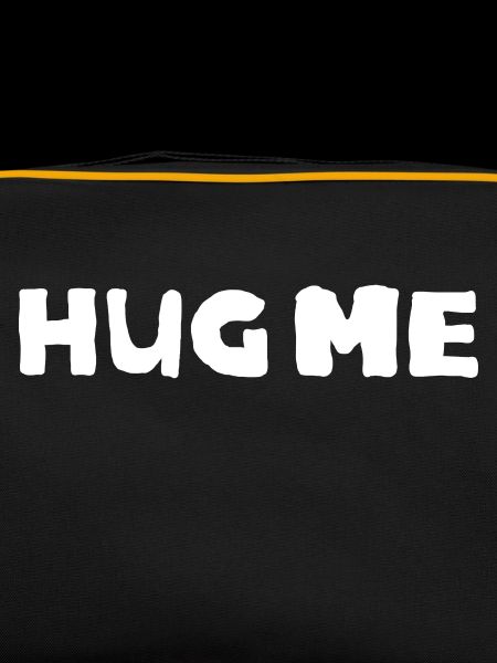 hug me