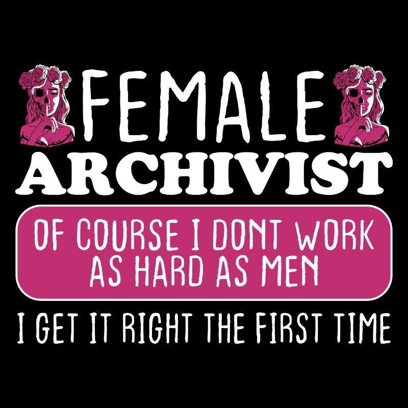 Une archiviste ajuste du premier coup