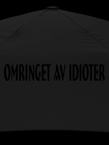 entouré d'idiots