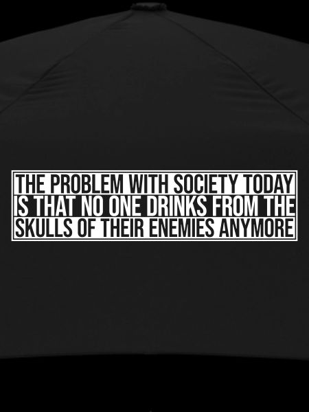 drinks from enemies skulls