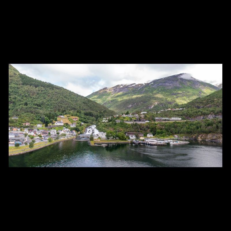 Hellesylt panorama vie