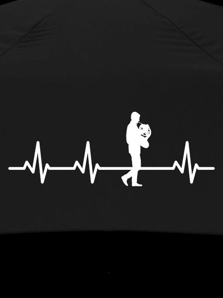 French horn player heartline