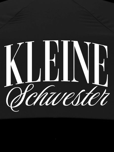 Kleine Schwester