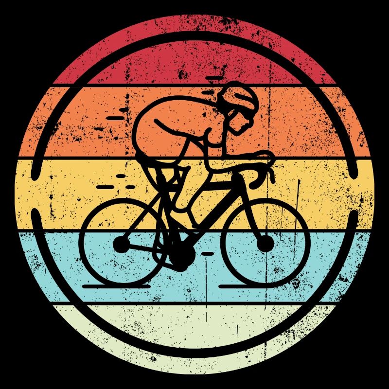 Cycliste rétro dans les cercles au coucher du soleil