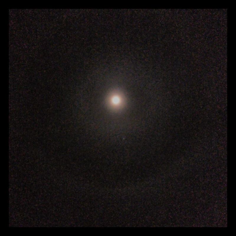 Mond mit Ring