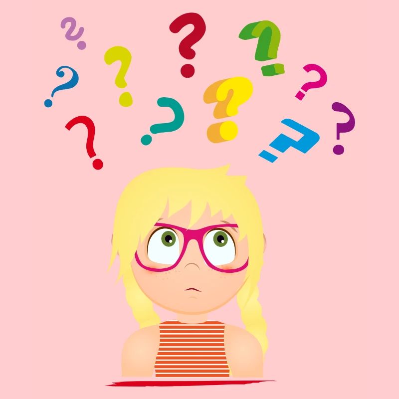 Fille avec des lunettes avec de nombreux points d’interrogation colorés
