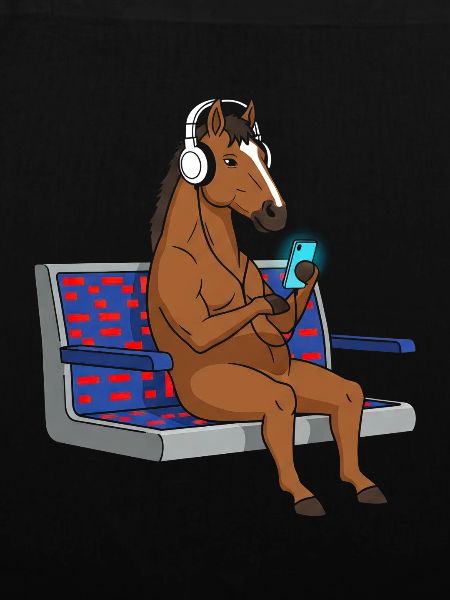 Pony mit Kopfhörern am Smartphone