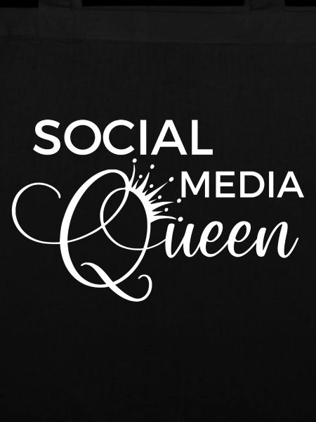 Social Media Queen