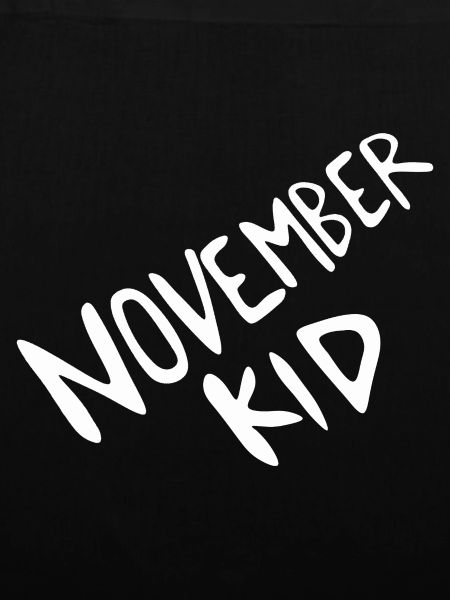November Kid Schriftzug