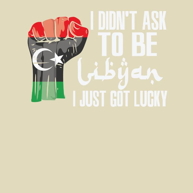 Fierté libyenne Le drapeau libyen grandit