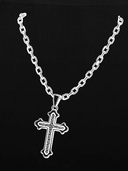 Halskette mit Kreuz