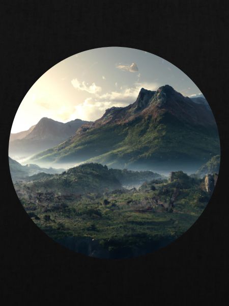 Wunderschöne Berglandschaft im Nebel